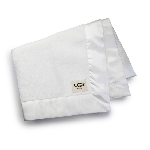 ugg white blanket